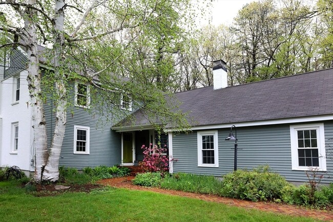 466 Longley Rd in Groton, MA - Building Photo - Building Photo