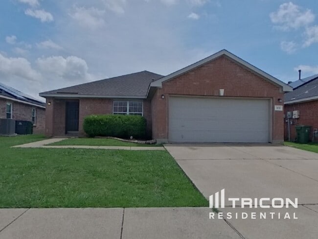 910 Pryor Dr in Arlington, TX - Building Photo - Building Photo