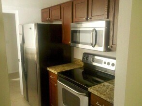 1002 E Cheryl Dr in Phoenix, AZ - Building Photo - Building Photo