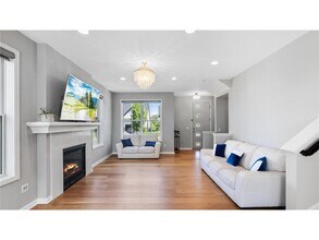 6455 Timber Arch Dr in Chaska, MN - Building Photo - Building Photo