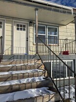 221 S 3rd St E in Soda Springs, ID - Building Photo