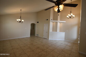 412 Bentridge Drive in El Paso, TX - Building Photo - Building Photo
