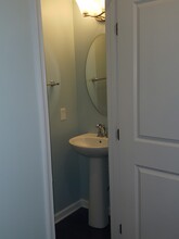 212 Alderside Pl in Greer, SC - Foto de edificio - Building Photo