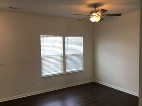 1395 Apple Farm Dr in Amelia, OH - Building Photo - Building Photo
