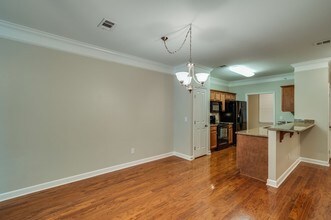 2310 Elliott Ave-Unit -#106 in Nashville, TN - Building Photo - Building Photo
