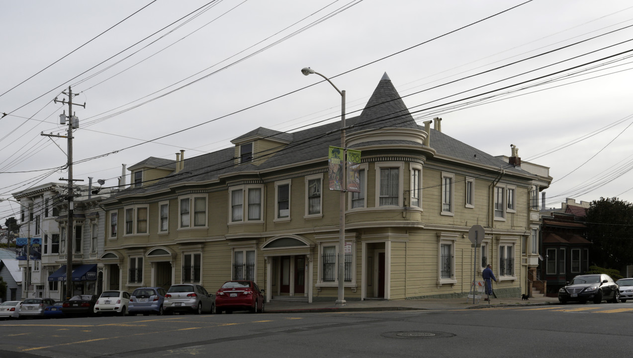 1435-1451 Castro St in San Francisco, CA - Foto de edificio