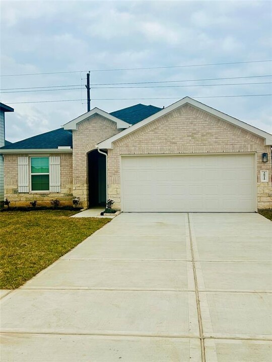30915 Brightwell Bnd in Fulshear, TX - Building Photo