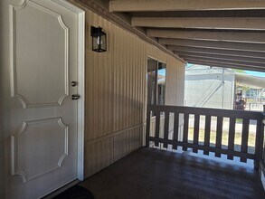 725 Tiger Lilly Ln in Bullhead City, AZ - Building Photo - Building Photo