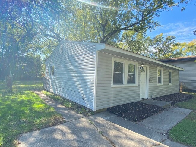 1441 E 50th Ct in Gary, IN - Building Photo - Building Photo