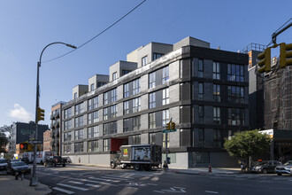 385 Union in Brooklyn, NY - Building Photo - Primary Photo