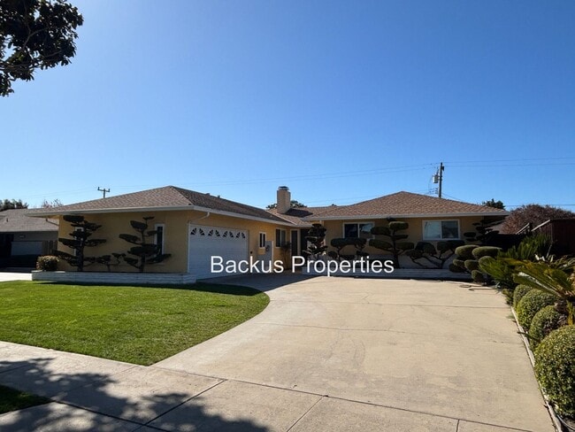 property at 1150 San Diego Dr