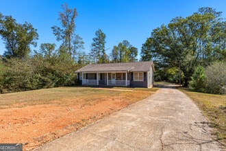 168 Old Corinth Rd in Newnan, GA - Building Photo - Building Photo