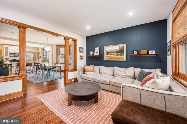 property at 333 E 10th Ave