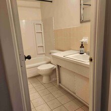 21921 River Oaks Dr in Rocky River, OH - Building Photo - Building Photo