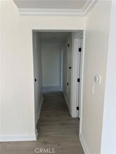 9511 Hayvenhurst Ave in Los Angeles, CA - Building Photo - Building Photo