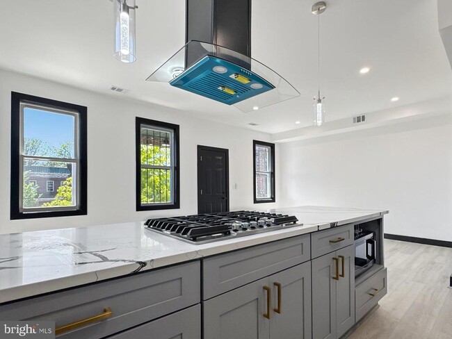 2325 Reisterstown Rd-Unit -C in Baltimore, MD - Building Photo - Building Photo