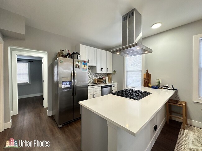 1721 N Mozart St, Unit M05H in Chicago, IL - Foto de edificio - Building Photo