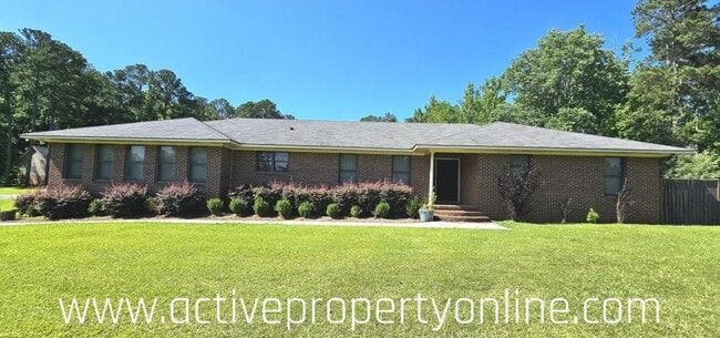 property at 5835 Huddersfield Rd