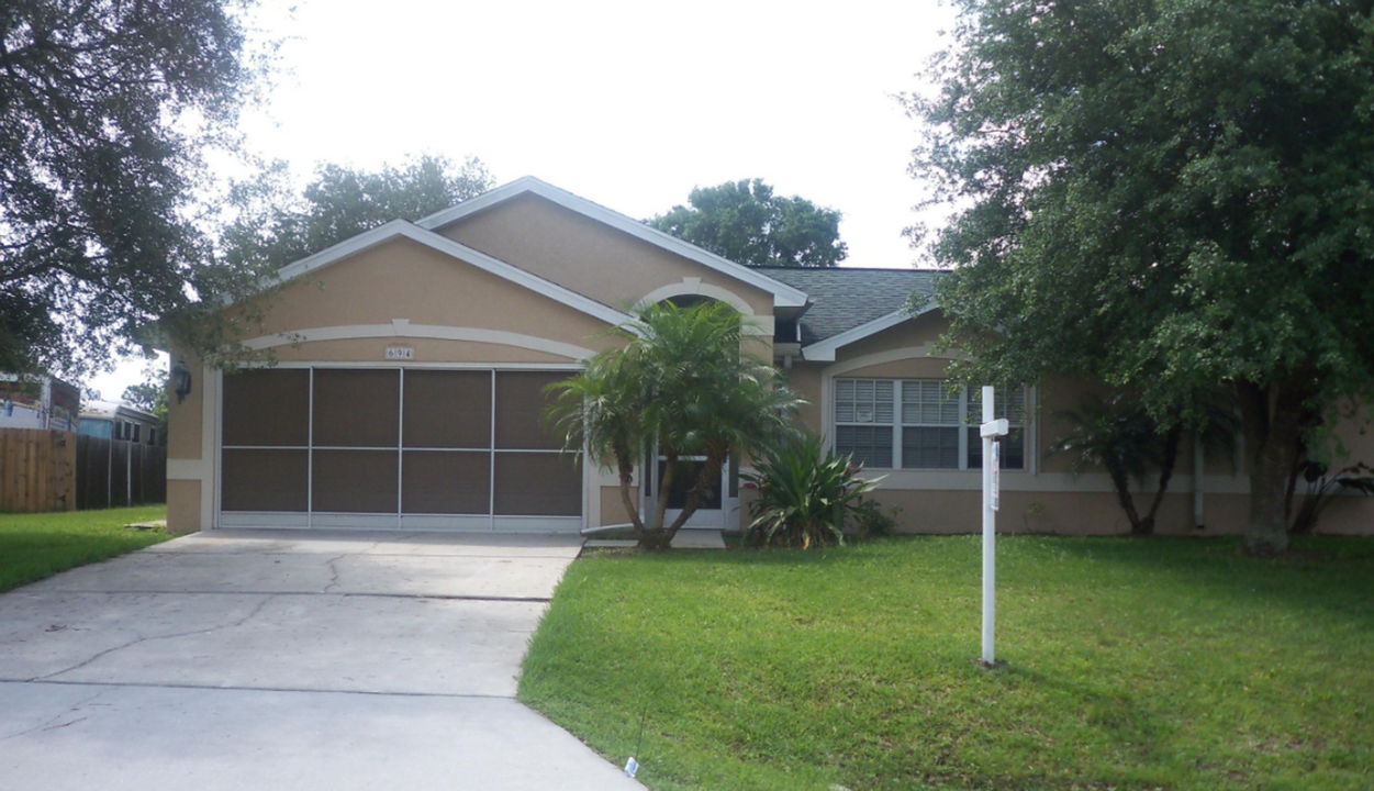 694 Congo St NE in Palm Bay, FL - Building Photo