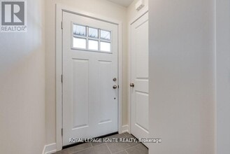 83 Whitcomb Cres in Smiths Falls, ON - Building Photo - Building Photo