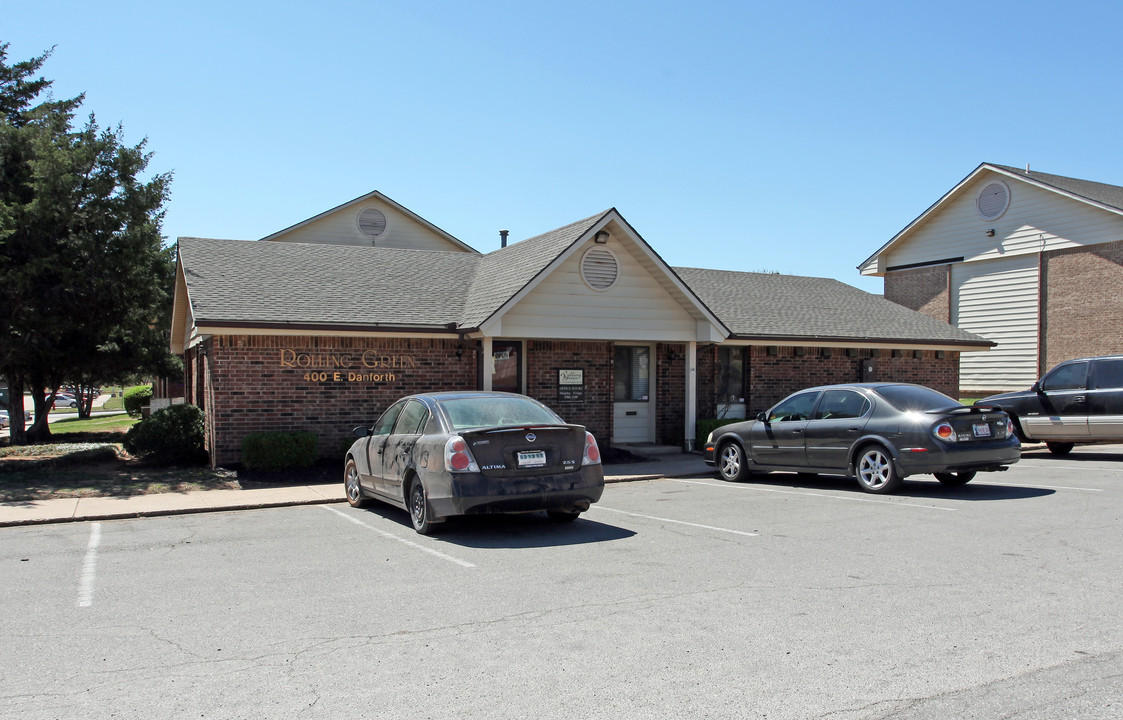 Rolling Green Apartments in Edmond, OK - Building Photo