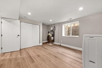 8525 17th Ave NW in Seattle, WA - Building Photo - Building Photo