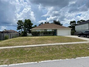 1879 Laredo Dr in Deltona, FL - Building Photo - Building Photo