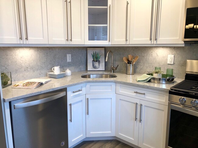 206 Terrace Rd in Bayport, NY - Building Photo - Building Photo