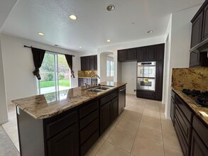 454 Ernest Ct in Oceanside, CA - Building Photo - Building Photo