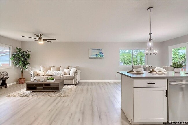 1812 Memphis St in Aurora, CO - Building Photo - Building Photo