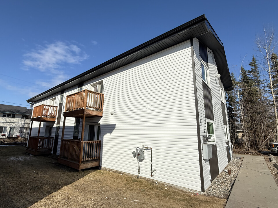 1416 25th Ave in Fairbanks, AK - Building Photo