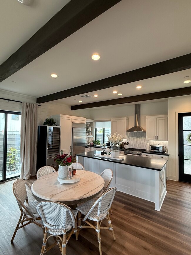 1210 Molara Ln in Encinitas, CA - Building Photo - Building Photo