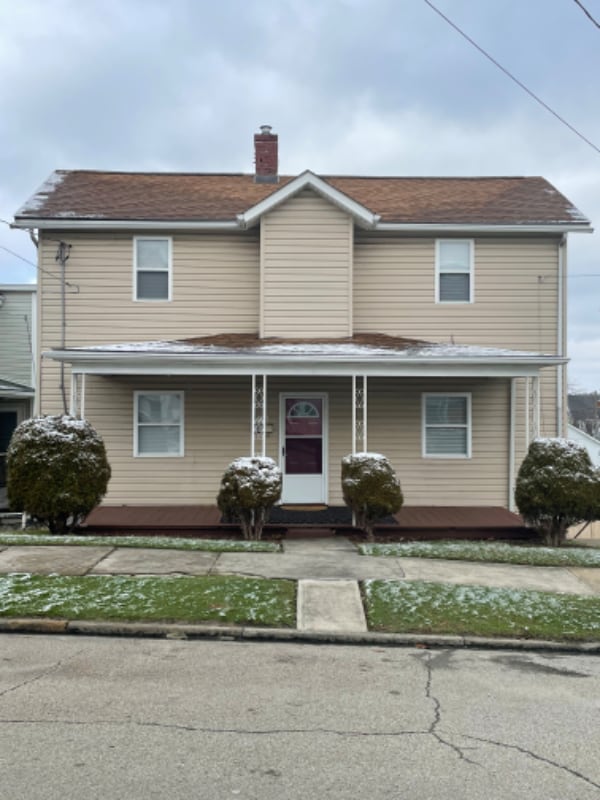 property at 218 Washington St