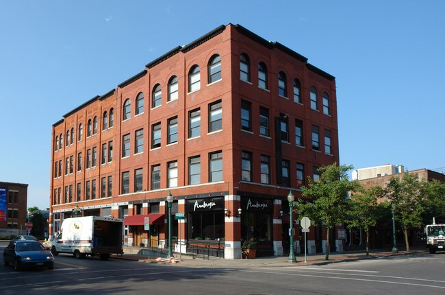 Center Armory Retail Center in Syracuse, NY - Building Photo - Building Photo