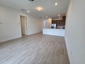 5690 Divine Dr in Delray Beach, FL - Building Photo - Building Photo