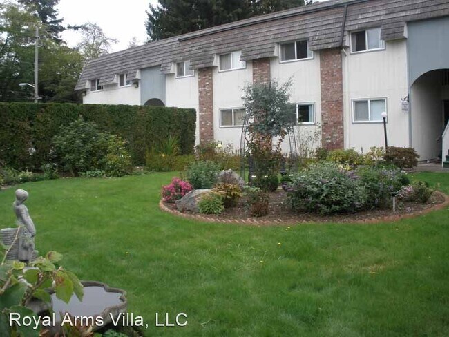 133 SW Normandy Rd in Normandy Park, WA - Building Photo - Building Photo