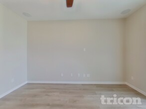 37124 Scenic Ridge Dr in Grand Island, FL - Building Photo - Building Photo