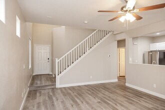 5053 SAgelyn St in Las Vegas, NV - Building Photo - Building Photo