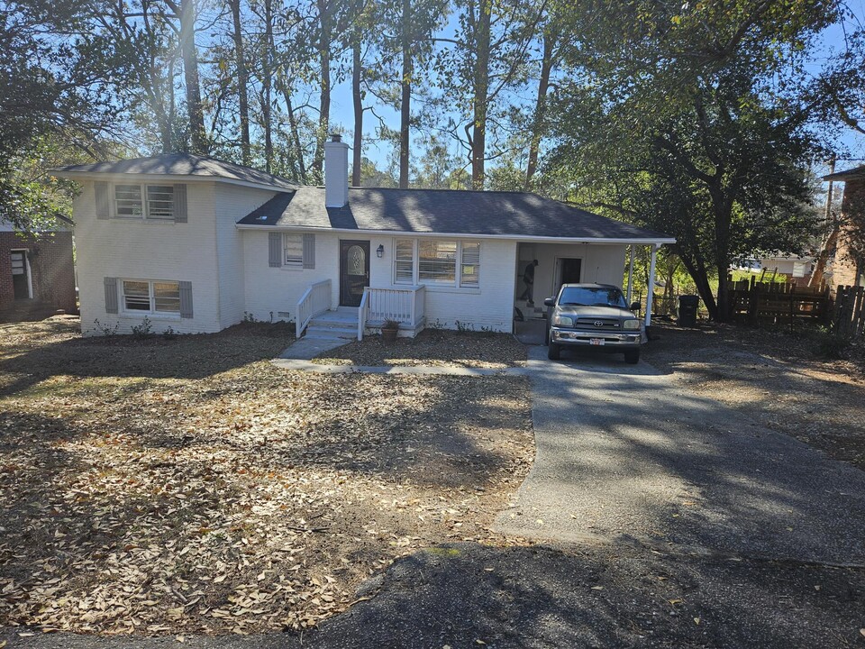 1815 Inglewood Dr in Columbia, SC - Building Photo