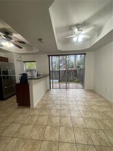5803 Siena Ln in Hollywood, FL - Building Photo - Building Photo