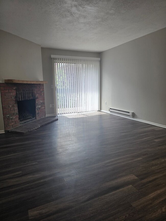 14704 E 2nd Ave in Aurora, CO - Building Photo - Building Photo