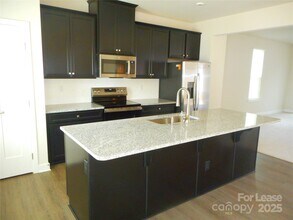 421 Serenity Cir in Cramerton, NC - Building Photo - Building Photo