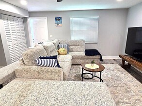 5105 Tangerine Ave S in Gulfport, FL - Building Photo - Building Photo