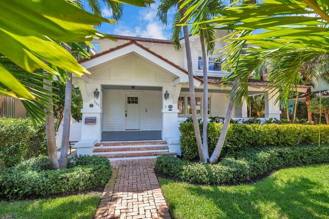 142 Seabreeze Ave in Palm Beach, FL - Building Photo - Building Photo