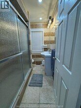 114 Elm Ave in Windsor, ON - Foto de edificio - Building Photo