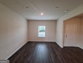 110 Foley Dr in Euharlee, GA - Building Photo - Building Photo