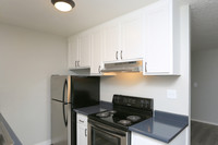 The Huntington Apartments in Sacramento, CA - Building Photo - Interior Photo