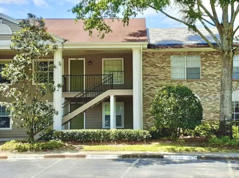 124 Reserve Cir in Oviedo, FL - Building Photo