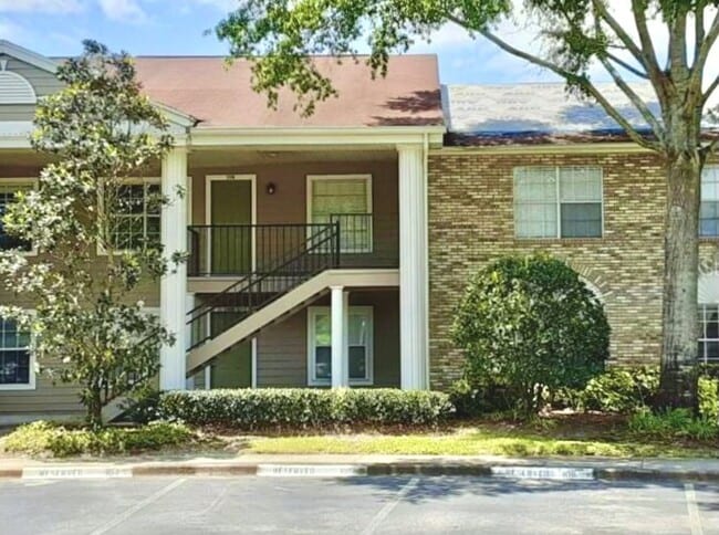 124 Reserve Cir