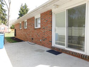 1604 Spring St in Bethlehem, PA - Building Photo - Building Photo